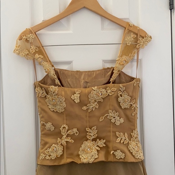 Prom dress - Picture 4 of 5